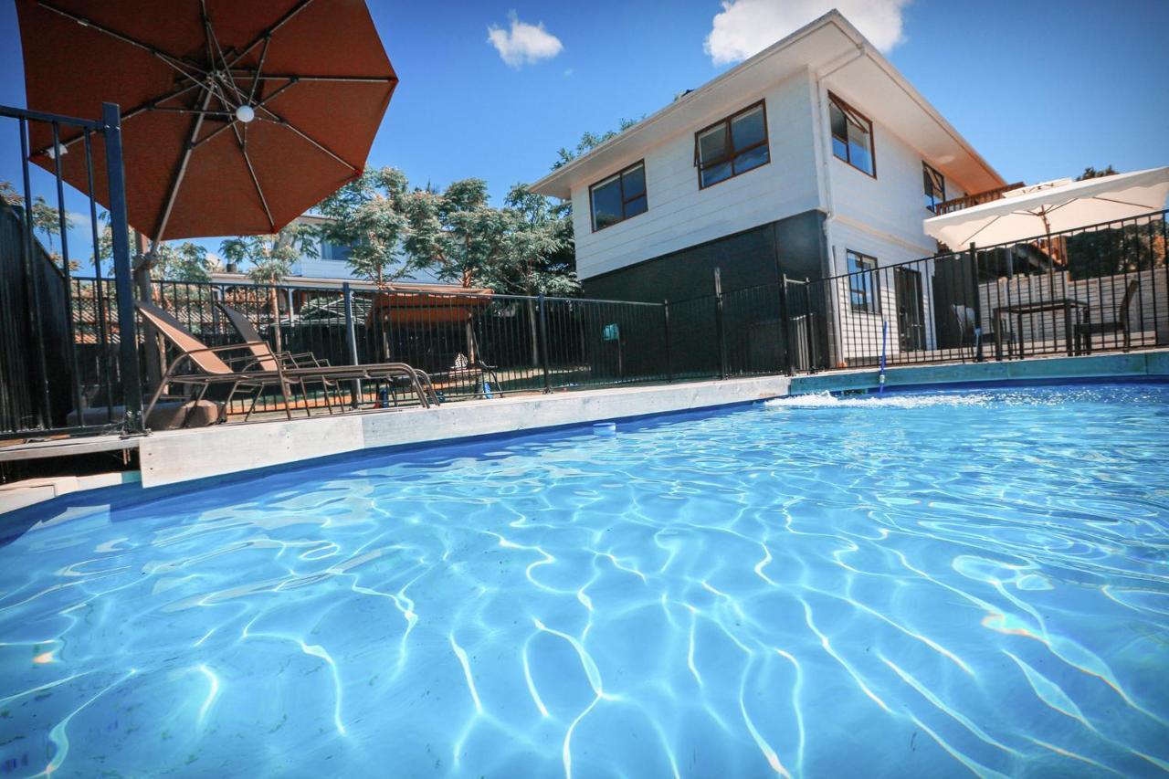 Swimming pool view&new furnished room Auckland Zewnętrze zdjęcie