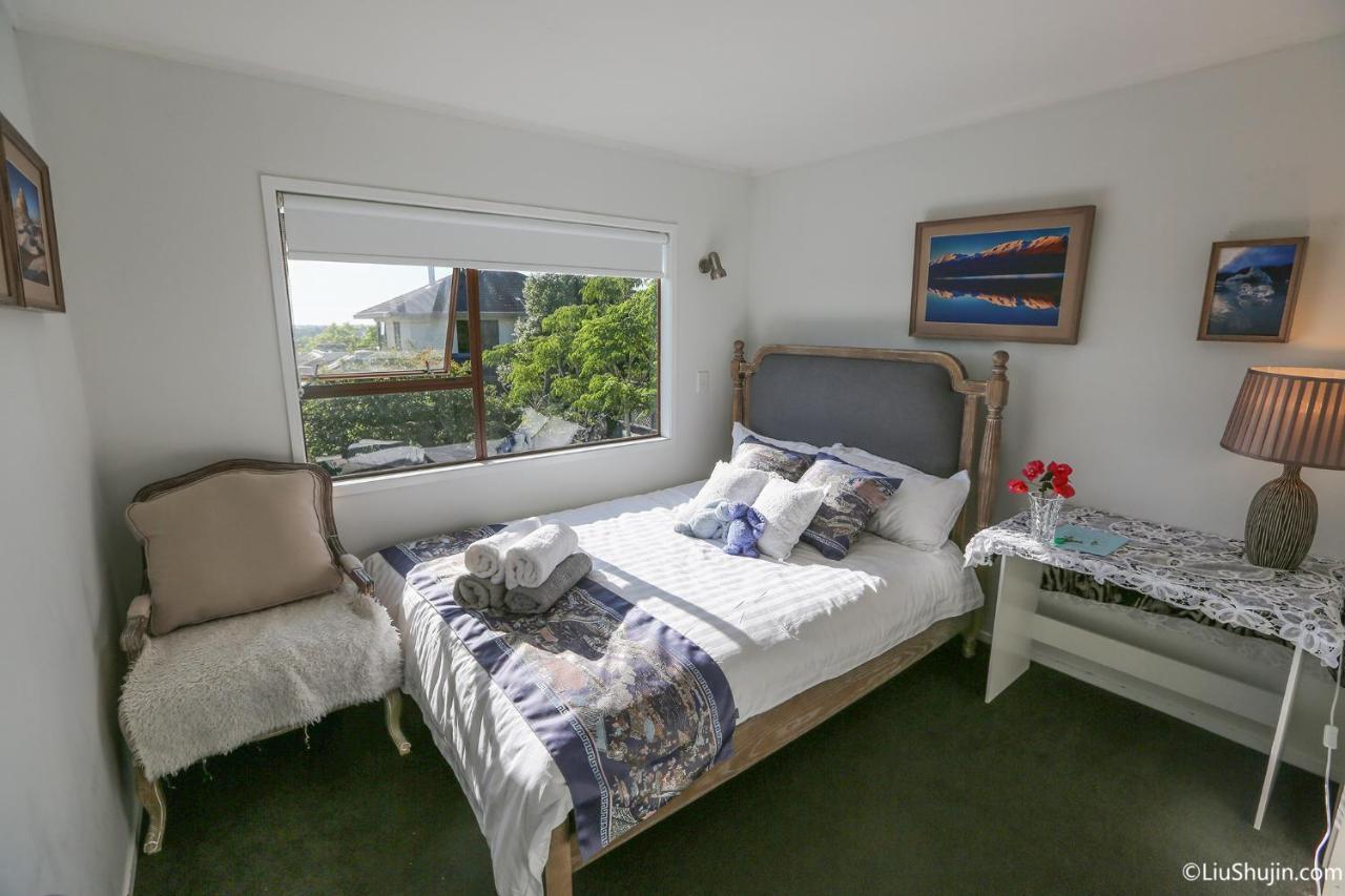 Swimming pool view&new furnished room Auckland Zewnętrze zdjęcie