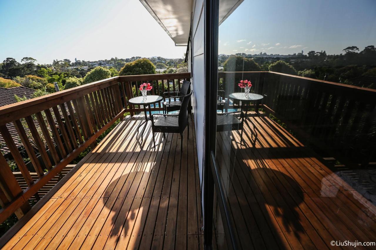 Swimming pool view&new furnished room Auckland Zewnętrze zdjęcie